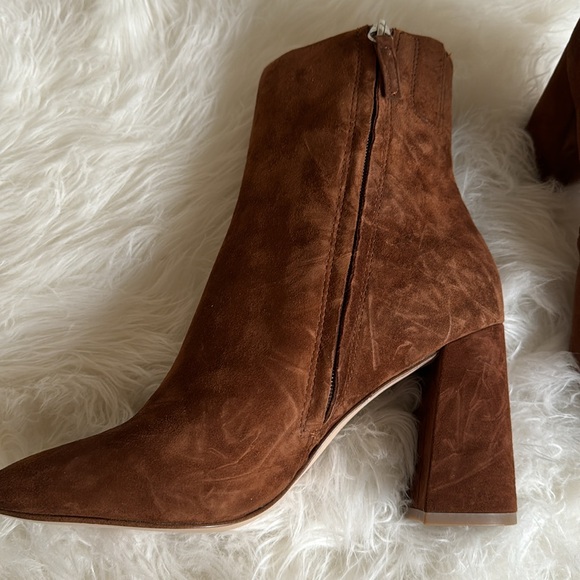 Steve Madden Embry Chestnut Suede Block Heel Square Toe Ankle Boots Brazil 8.5 - Picture 5 of 12